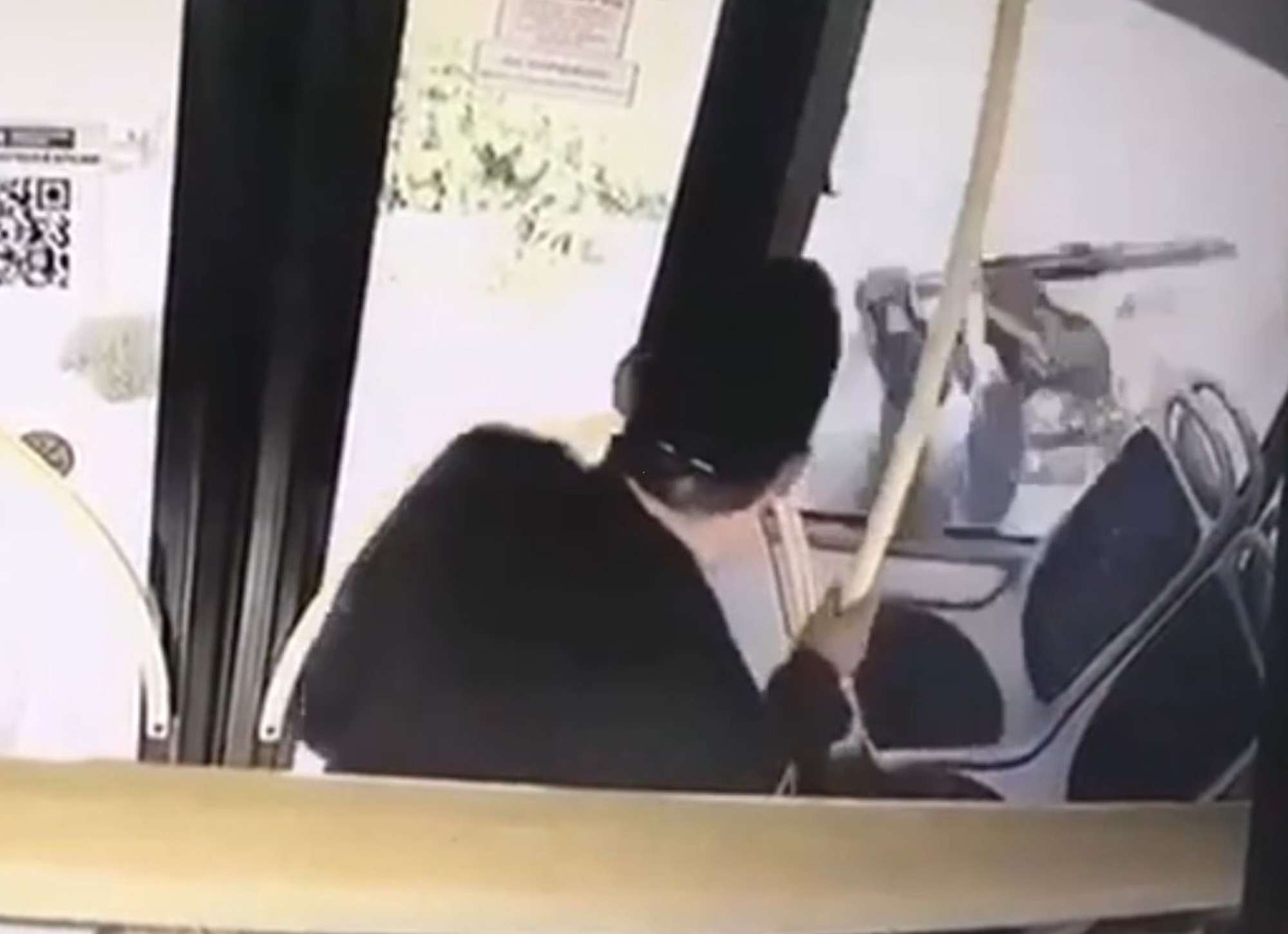 Read more about the article  Fare Dodger Hurls Himself Through Bus Window